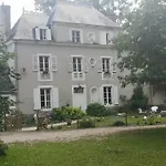 Le Petit Plessis Bed & Breakfast