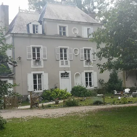 Le Petit Plessis Bed and breakfast