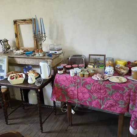 Le Petit Plessis Bed and breakfast