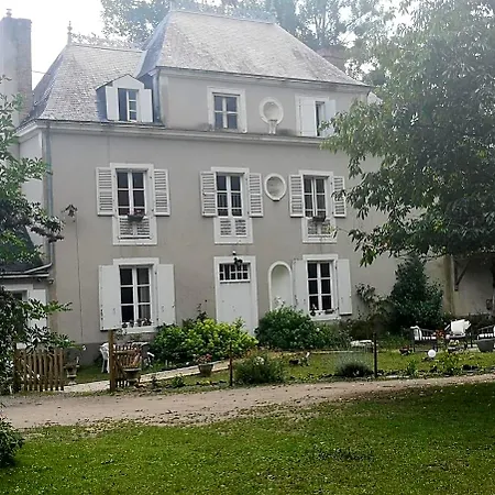 Le Petit Plessis 3*